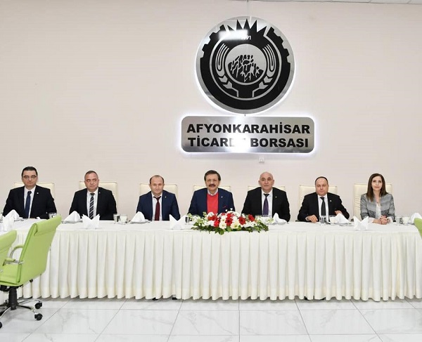 Hisarcıklıoğlu, Afyonkarahisar Ticaret Borsası'nı Ziyaret etti